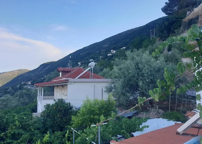 Studio Flat - Sleeps 4 & Private Garden Apartament Nivice (Vlore)